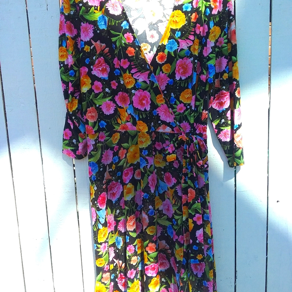Vintage floral surplice dress size L